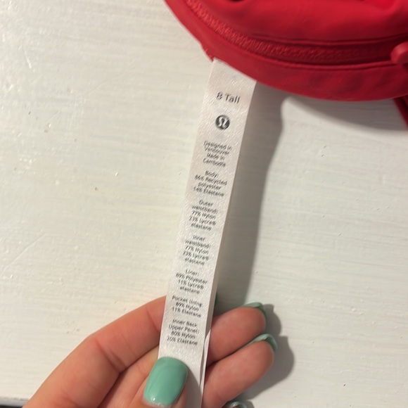 Lululemon 3” Speed Up Shorts- 8 Tall - Picture 4 of 4